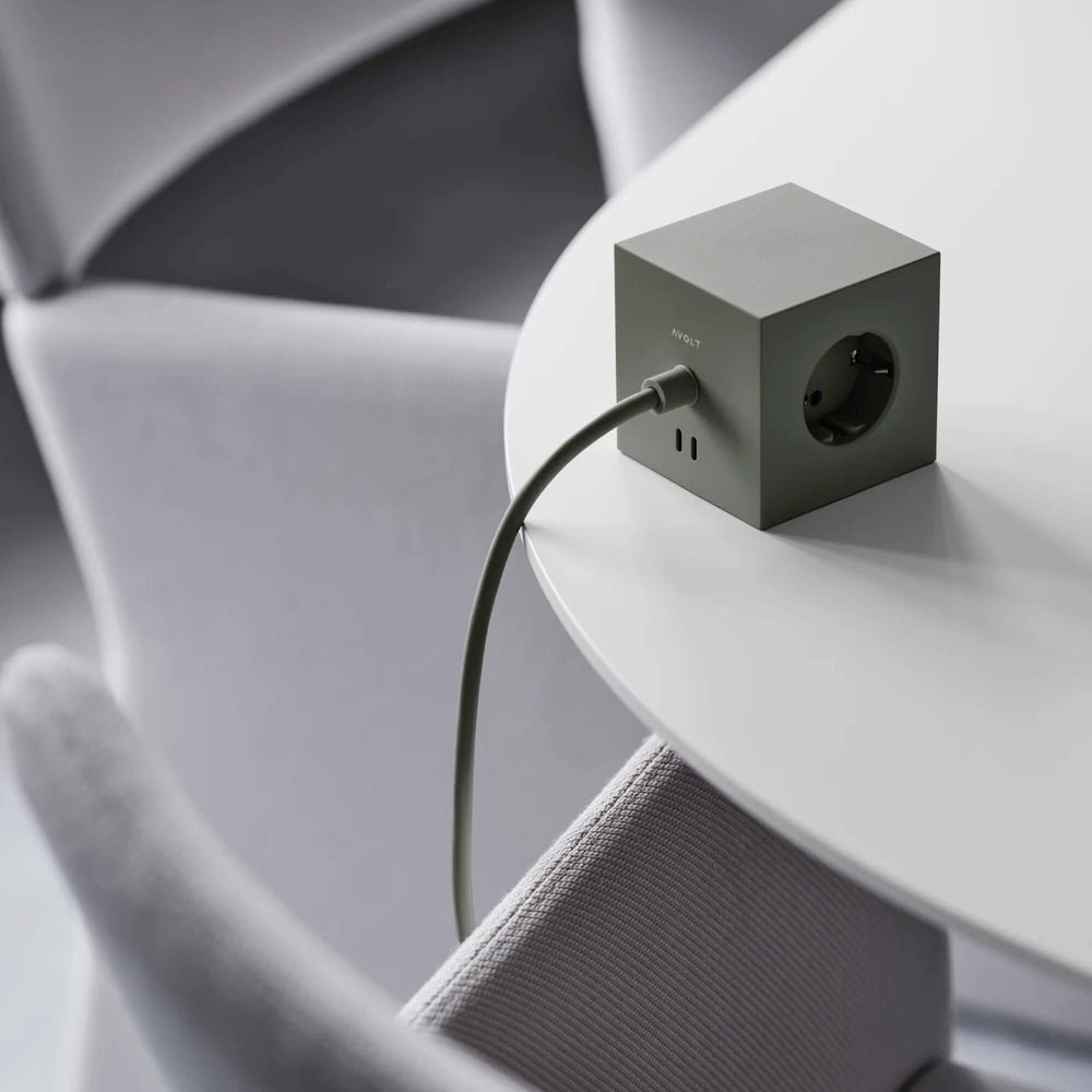 Avolt Square 1 Oak Green USB-C - 1,8 m