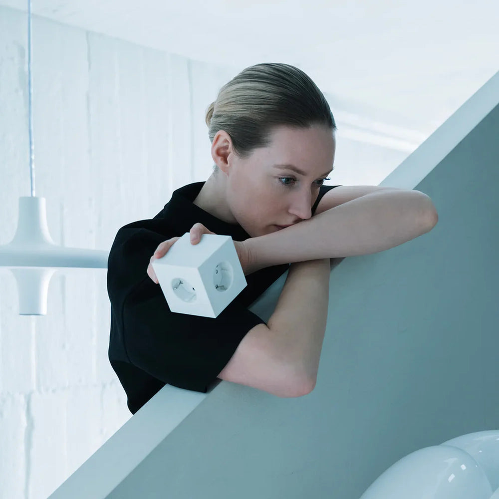 Avolt Square 2 Opal White USB-C