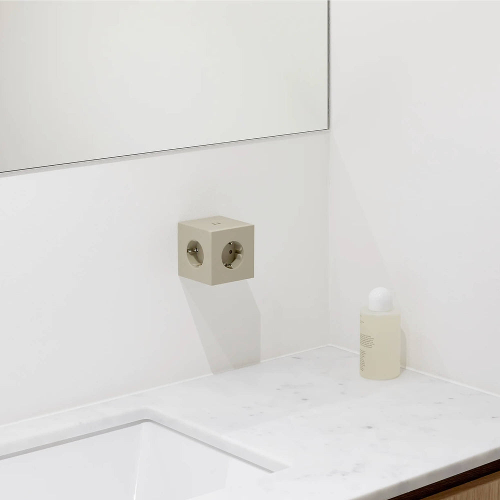 Avolt Square 2 Beige USB-C